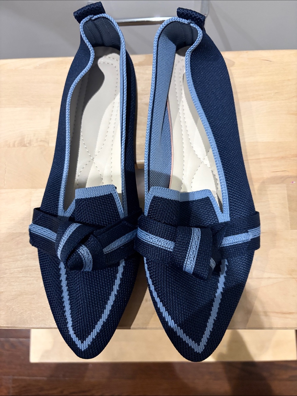 Women’s Navy Pointed Knit Ballet Flats with Bow